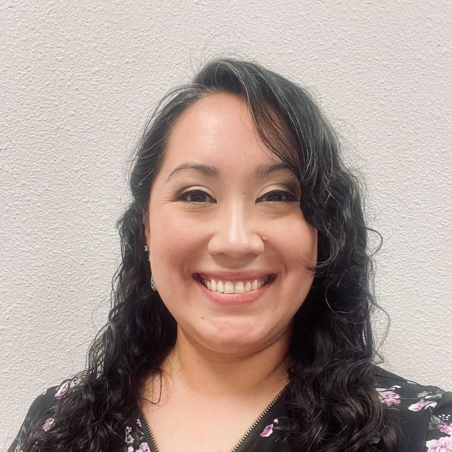 Portrait of Analisa Alderete, a professional stylist at K Style Salon & Bodyworks, showcasing their expertise and style.